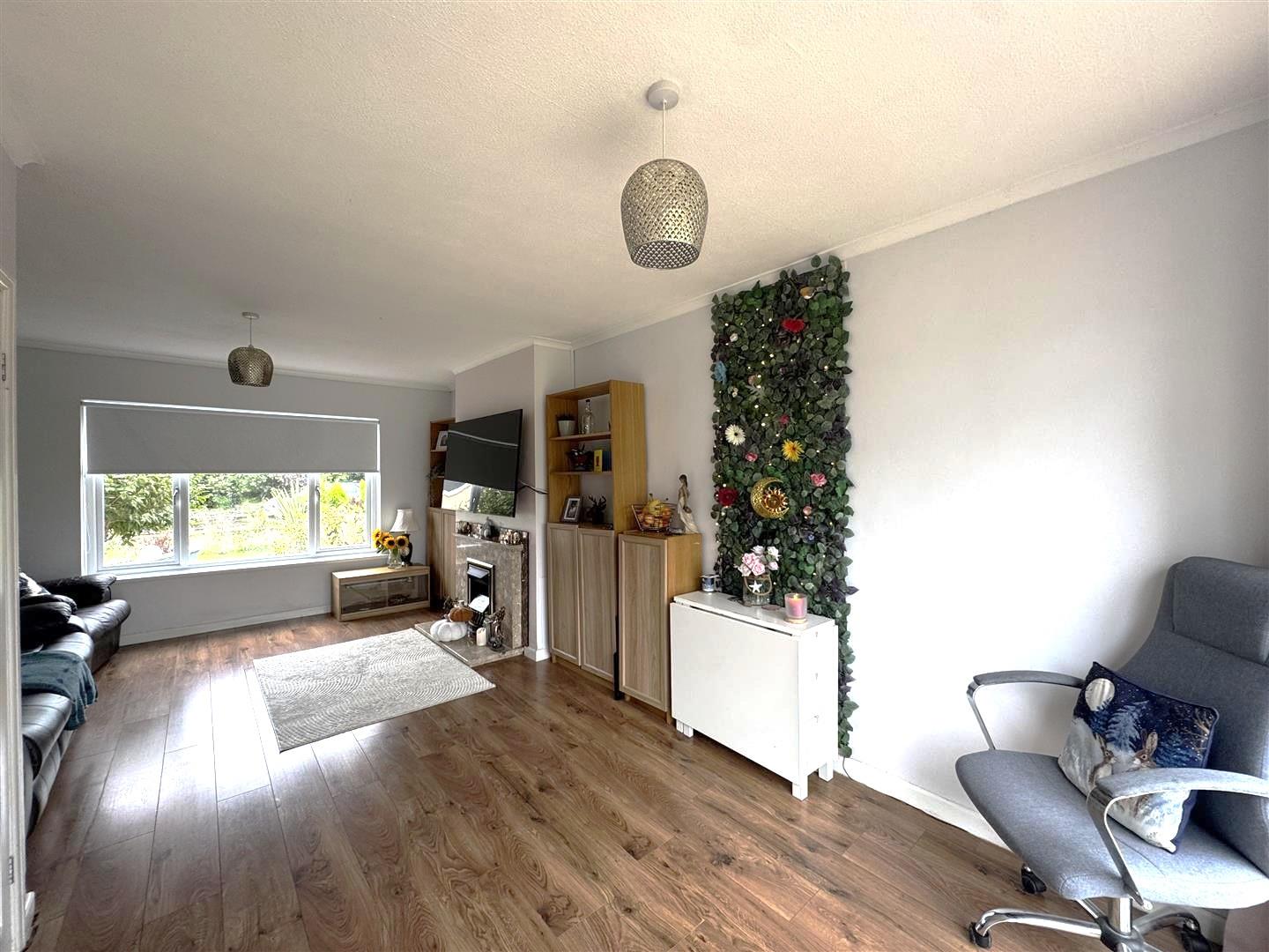 .Enfield Close, Cwmrhydyceirw, Swansea, SA6 6LW